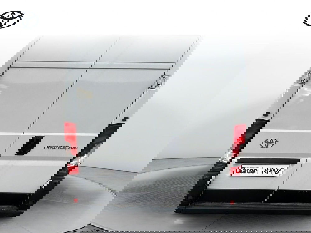 Toyota Proace Max Furgone nuova a Bergamo (4)