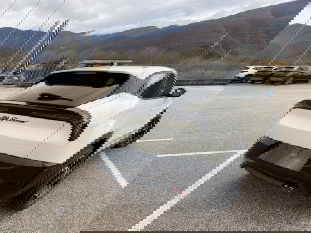 Alfa Romeo Junior nuova a Benevento (12)