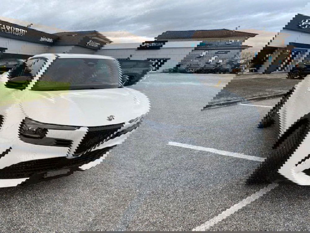 Alfa Romeo Junior nuova a Benevento (7)