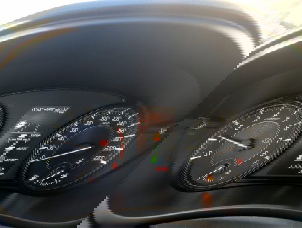 Suzuki S-Cross nuova a Brescia (8)