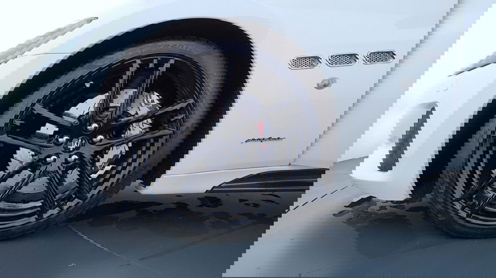 Maserati Granturismo usata a Perugia (9)