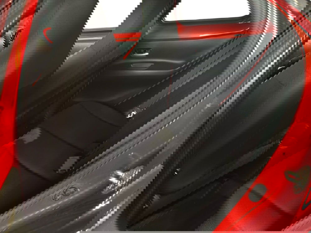 Toyota Aygo X usata a Massa-Carrara (10)