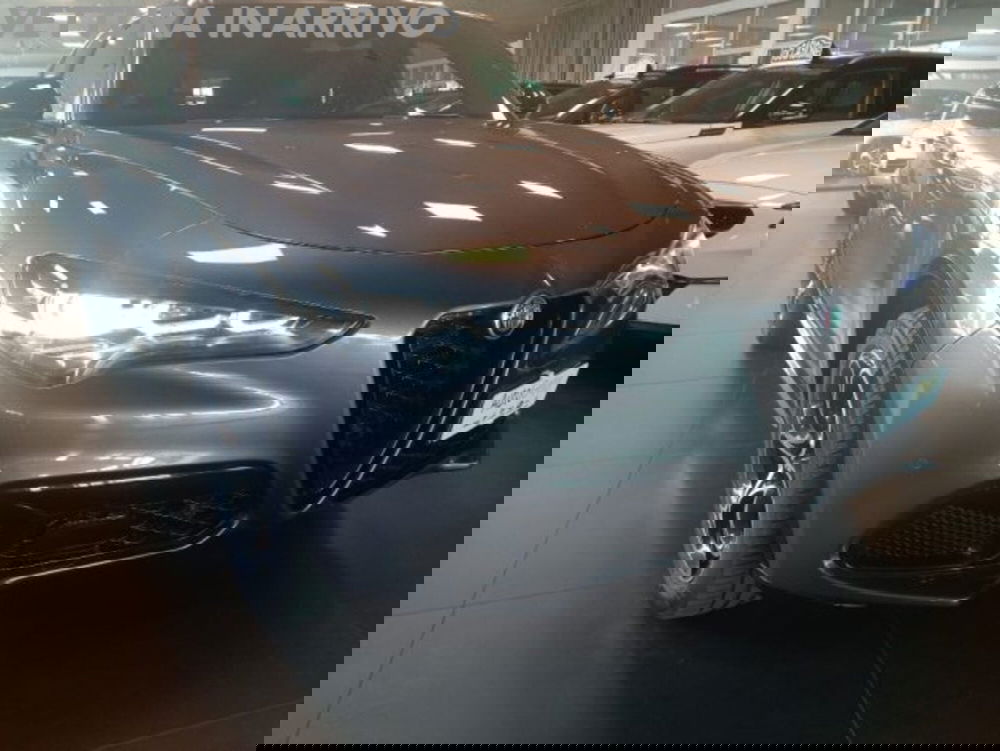 Alfa Romeo Stelvio usata a Modena (7)