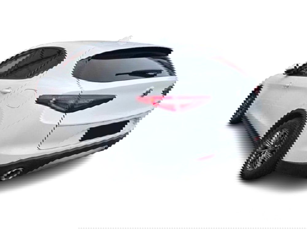 Alfa Romeo Stelvio usata a Bari (4)