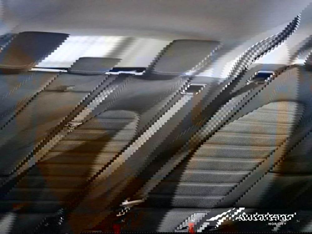 Alfa Romeo Stelvio usata a Bari (13)