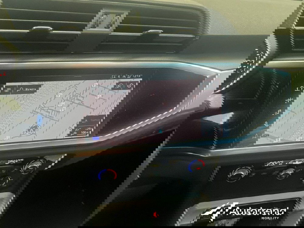 Audi Q3 Sportback usata a Bari (5)