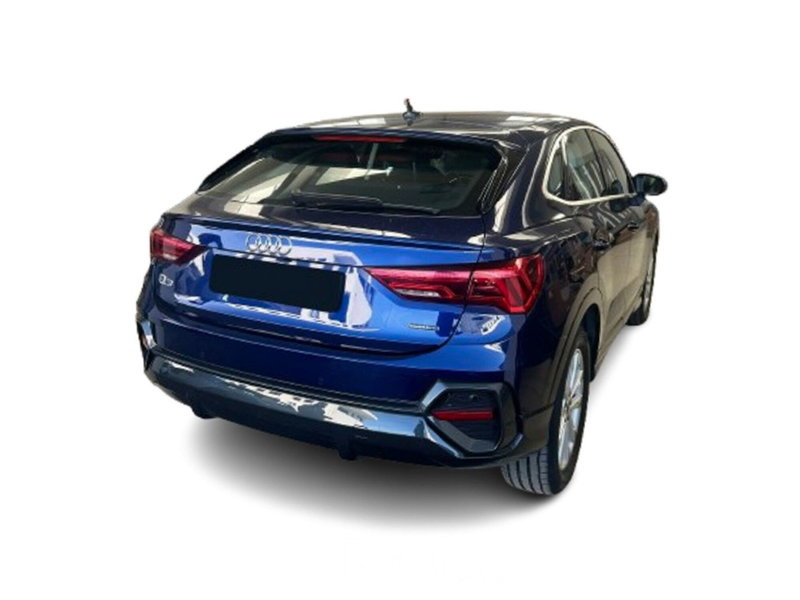 Audi Q3 Sportback usata a Bari (9)
