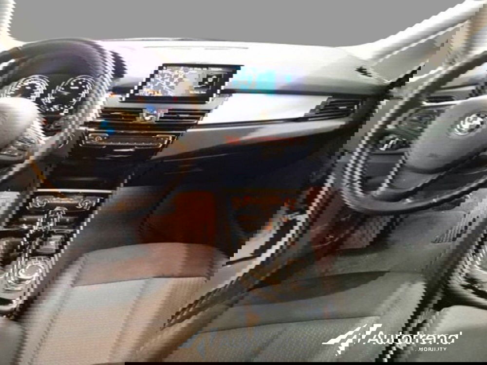 BMW Serie 2 Active Tourer usata a Bari (8)