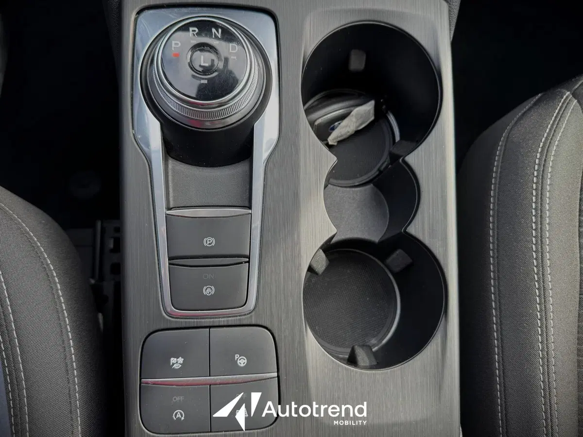 Ford Kuga usata a Bari (12)