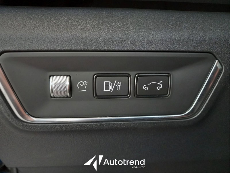 Lynk & Co 01 usata a Bari (20)