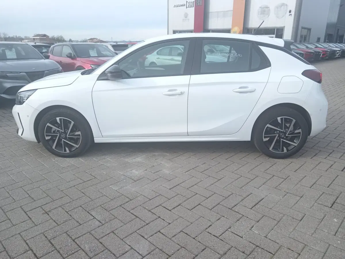 Opel Corsa usata a Alessandria (9)