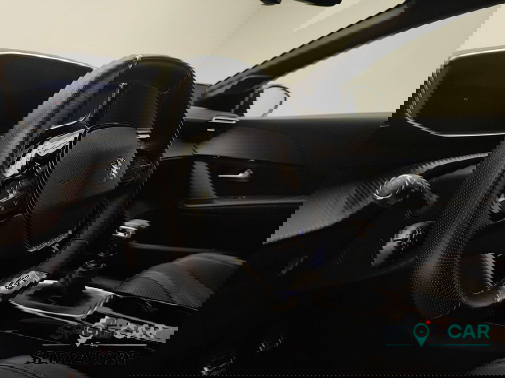 Peugeot 208 usata a Como (9)