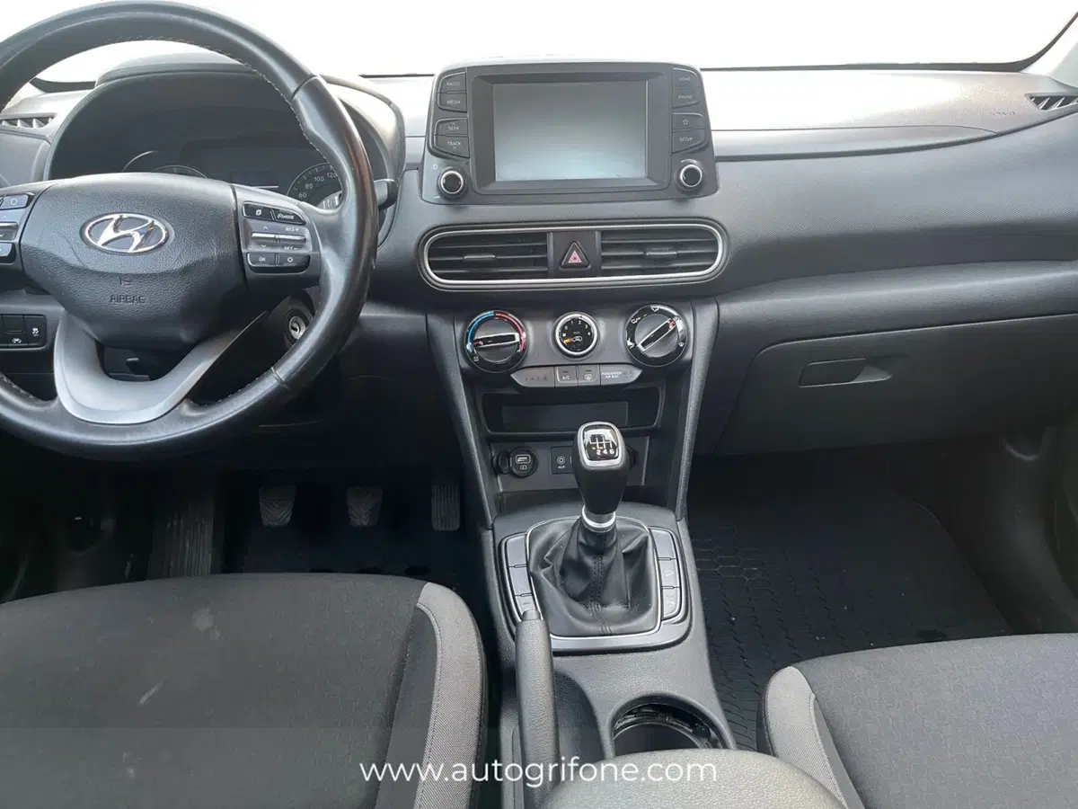Hyundai Kona usata a Modena (11)