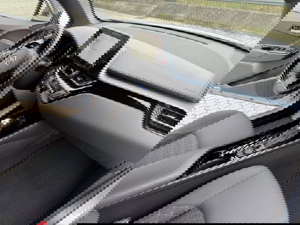 Toyota Toyota C-HR usata a Como (6)