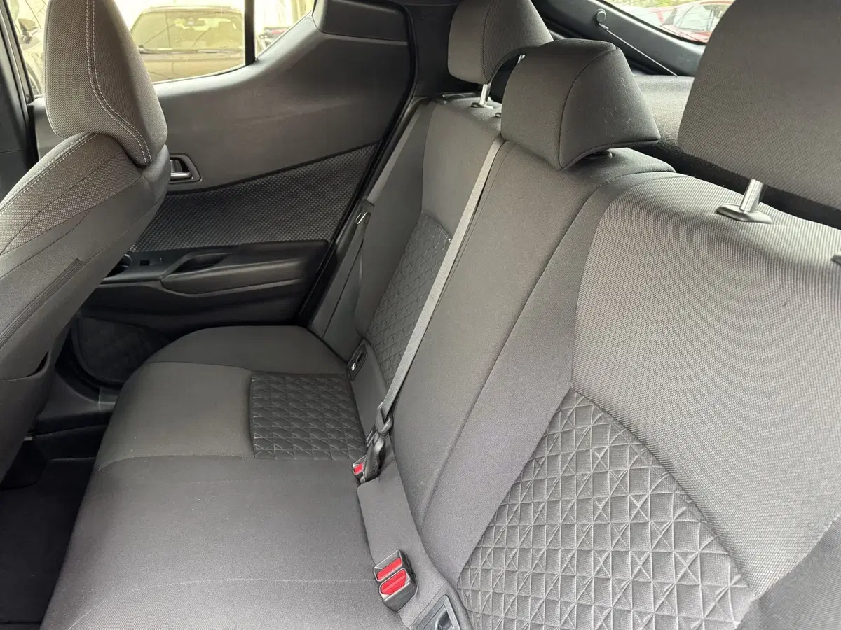 Toyota Toyota C-HR usata a Como (7)