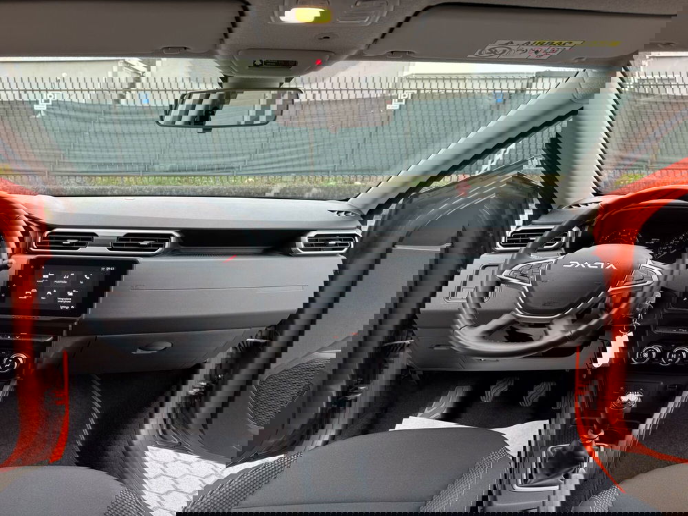 Dacia Duster usata a Como (8)