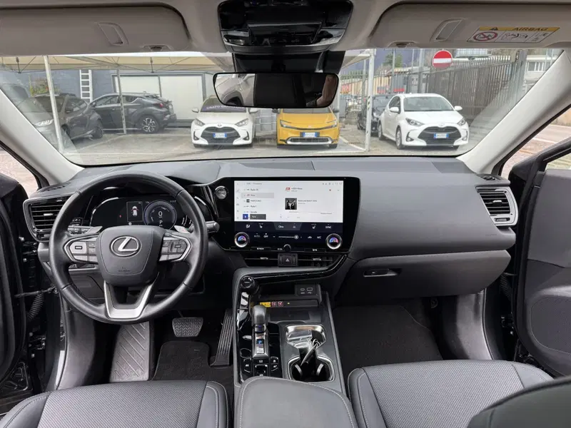 Lexus NX usata a Como (7)