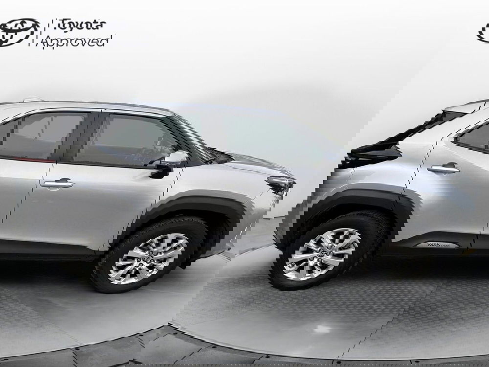 Toyota Yaris Cross usata a Como (5)
