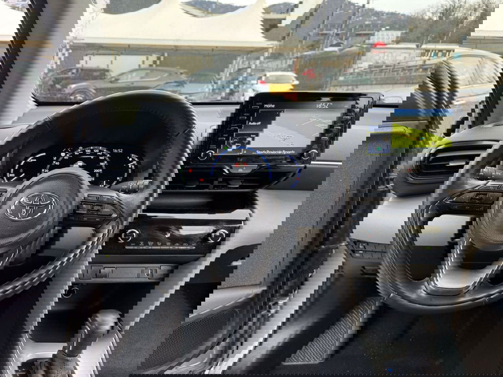 Toyota Yaris Cross usata a Como (9)