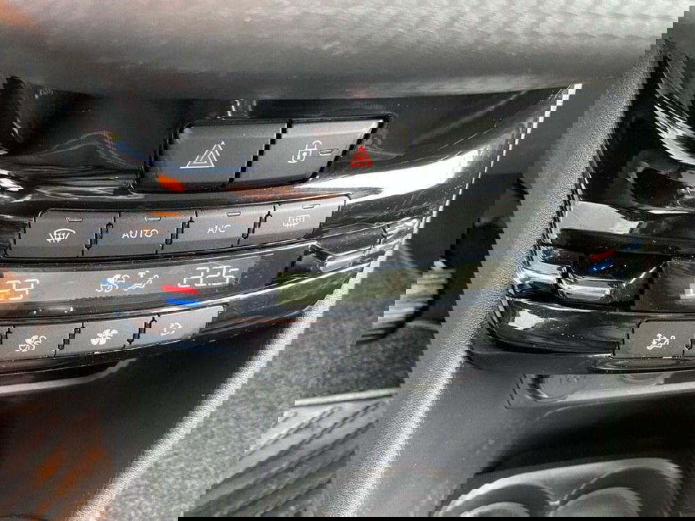 Peugeot 208 usata a Torino (11)