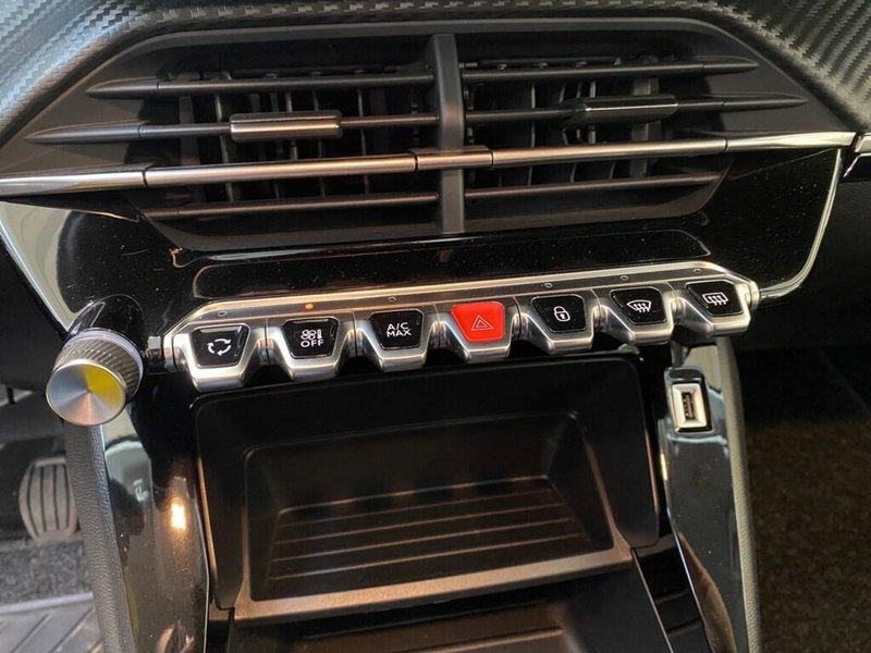 Peugeot 208 usata a Torino (11)