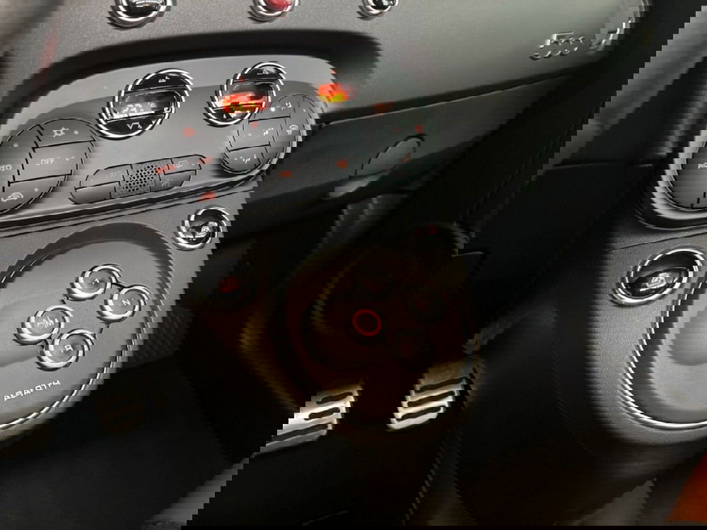 Abarth 595 Cabrio usata a Torino (11)