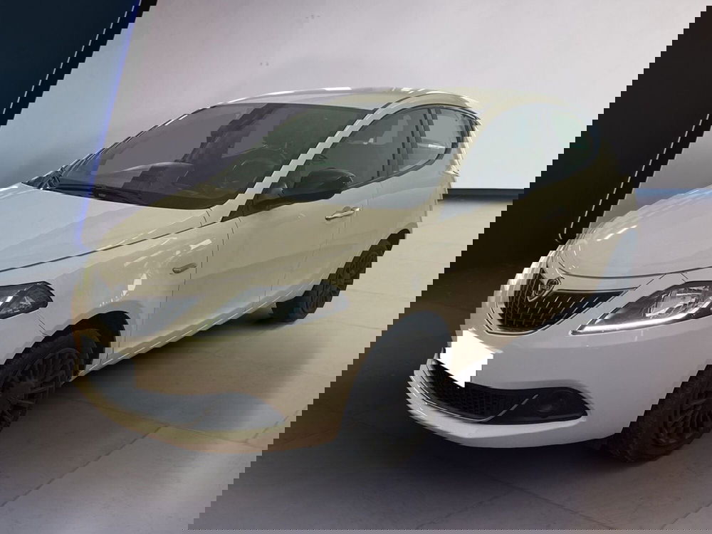 Lancia Ypsilon usata a Torino (3)