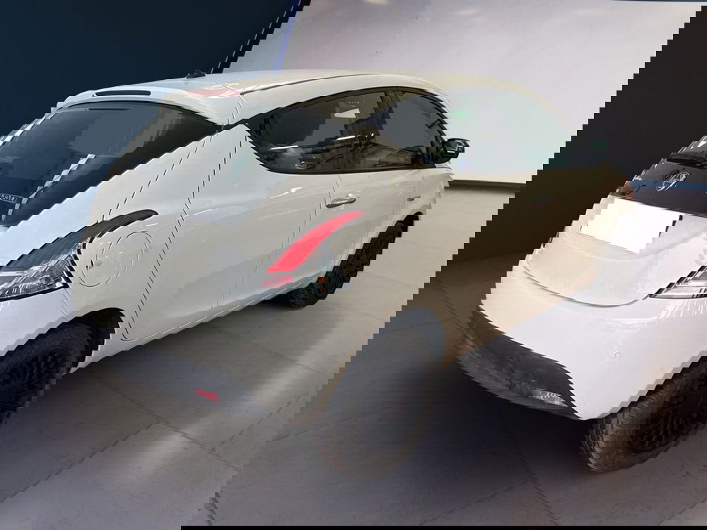 Lancia Ypsilon usata a Torino (6)