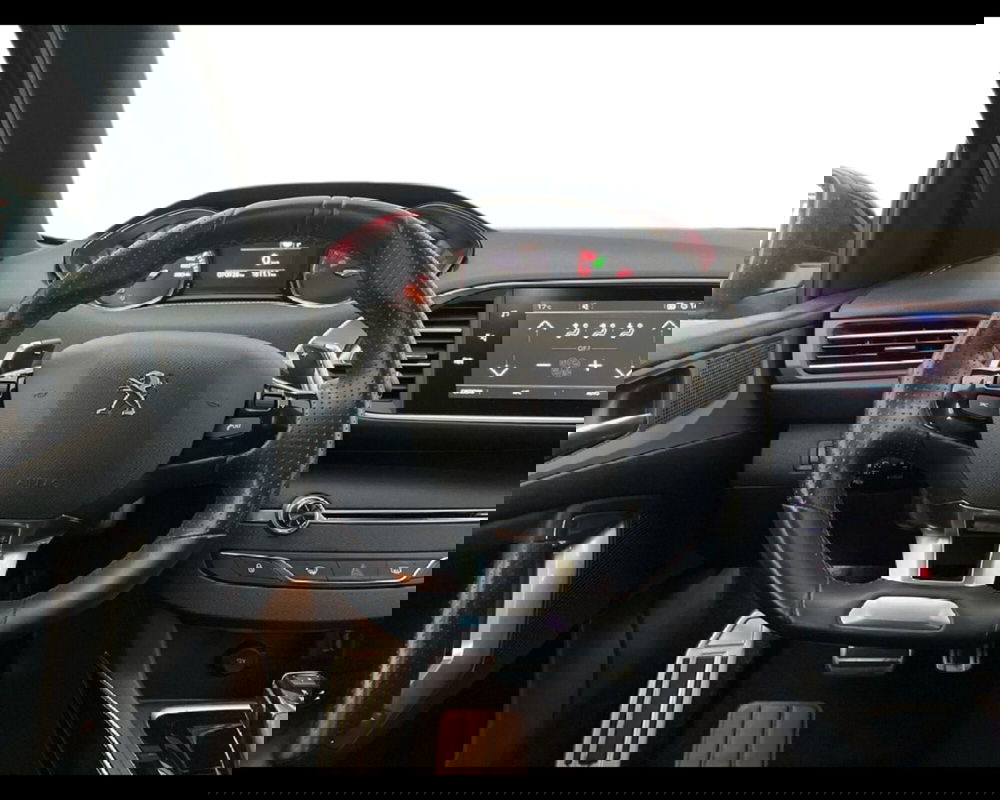 Peugeot 308 Tre Volumi usata a Torino (4)