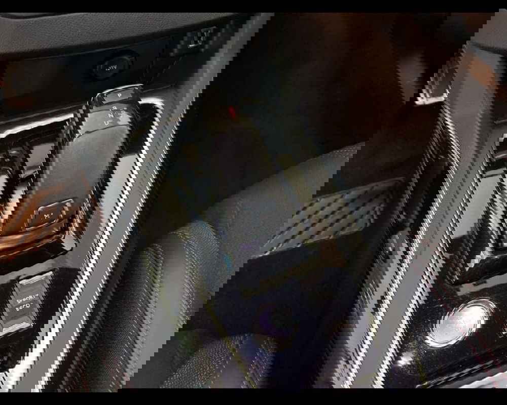 Peugeot 308 Tre Volumi usata a Torino (6)