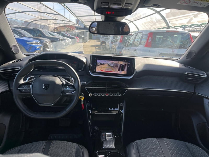 Peugeot 2008 usata a Milano (17)