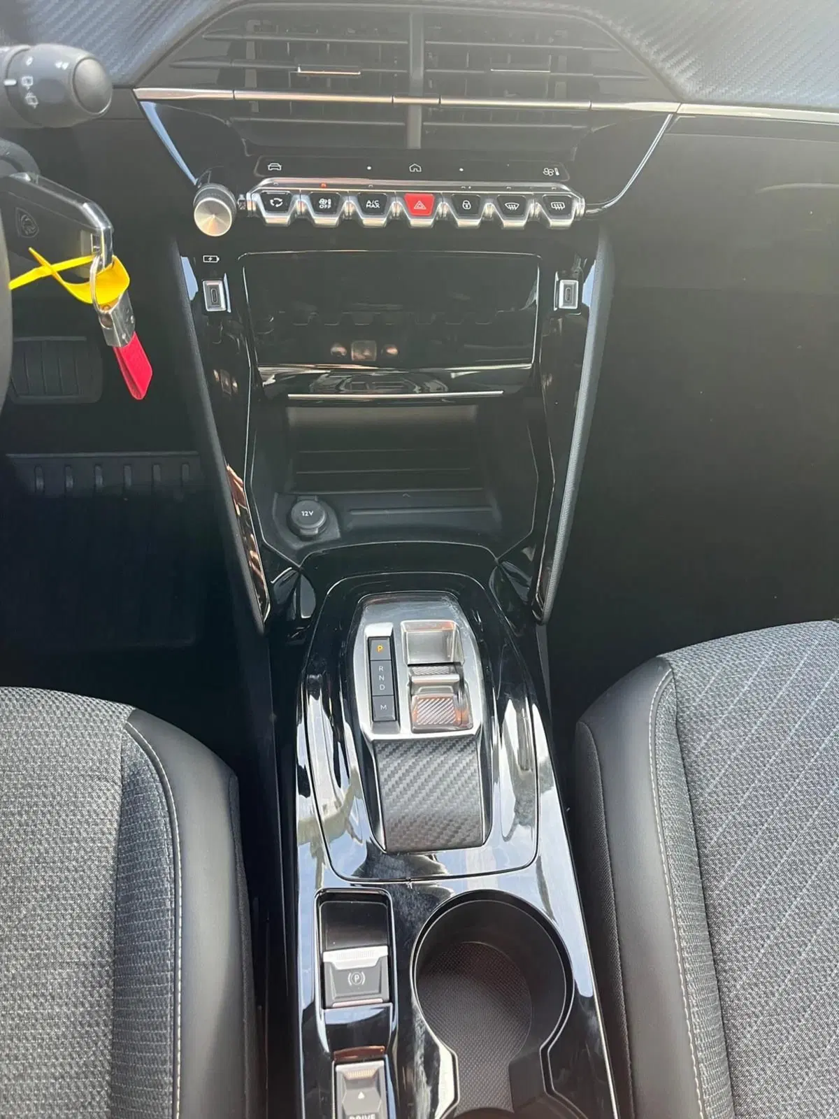 Peugeot 2008 usata a Milano (19)