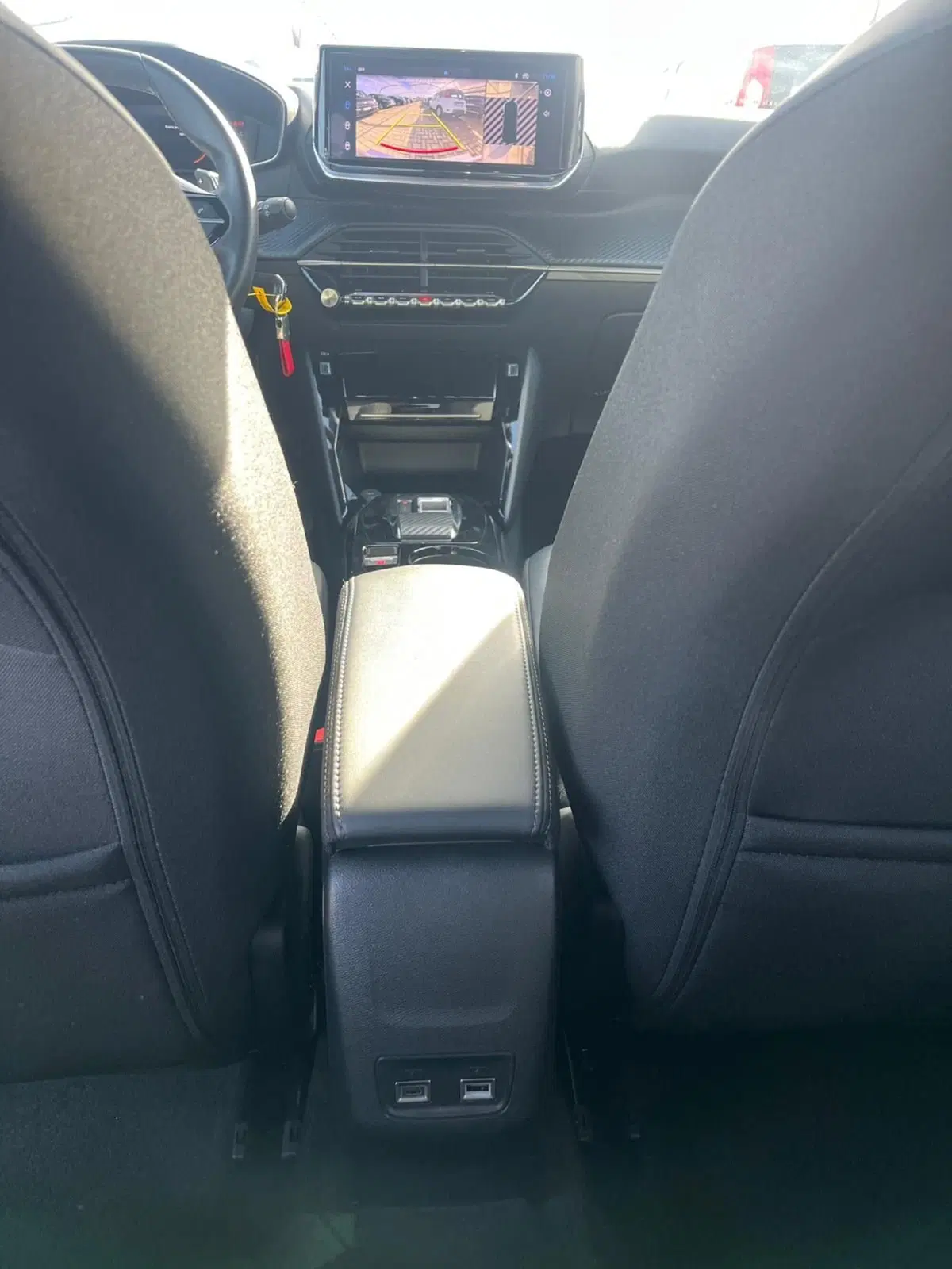 Peugeot 2008 usata a Milano (20)