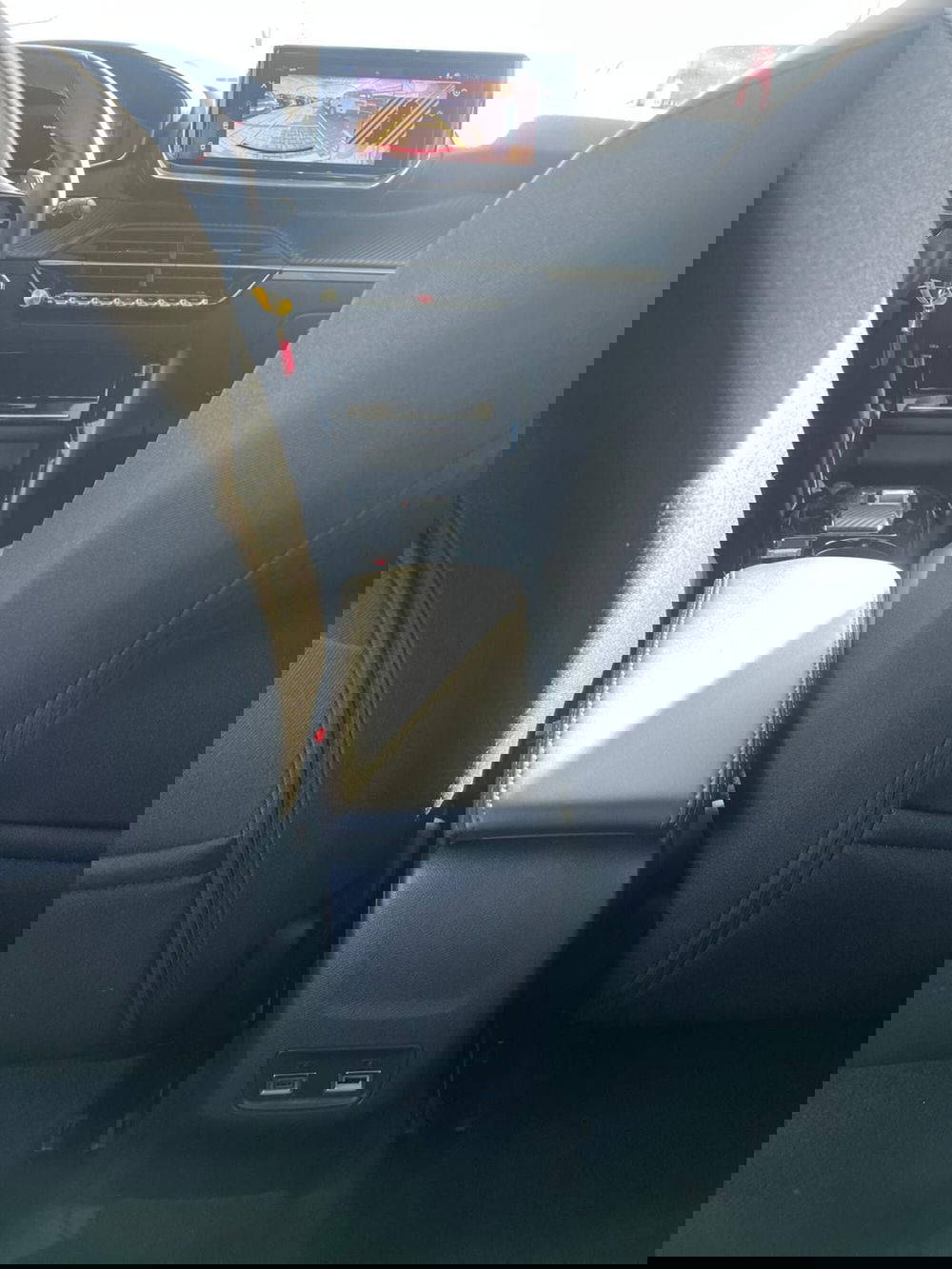 Peugeot 2008 usata a Milano (20)