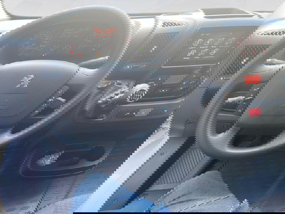 Peugeot Boxer Furgone nuova a Torino (7)