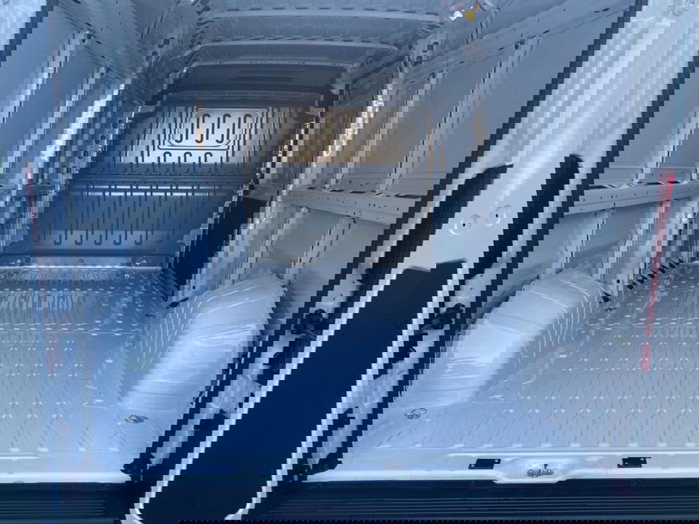 Peugeot Boxer Furgone nuova a Torino (9)