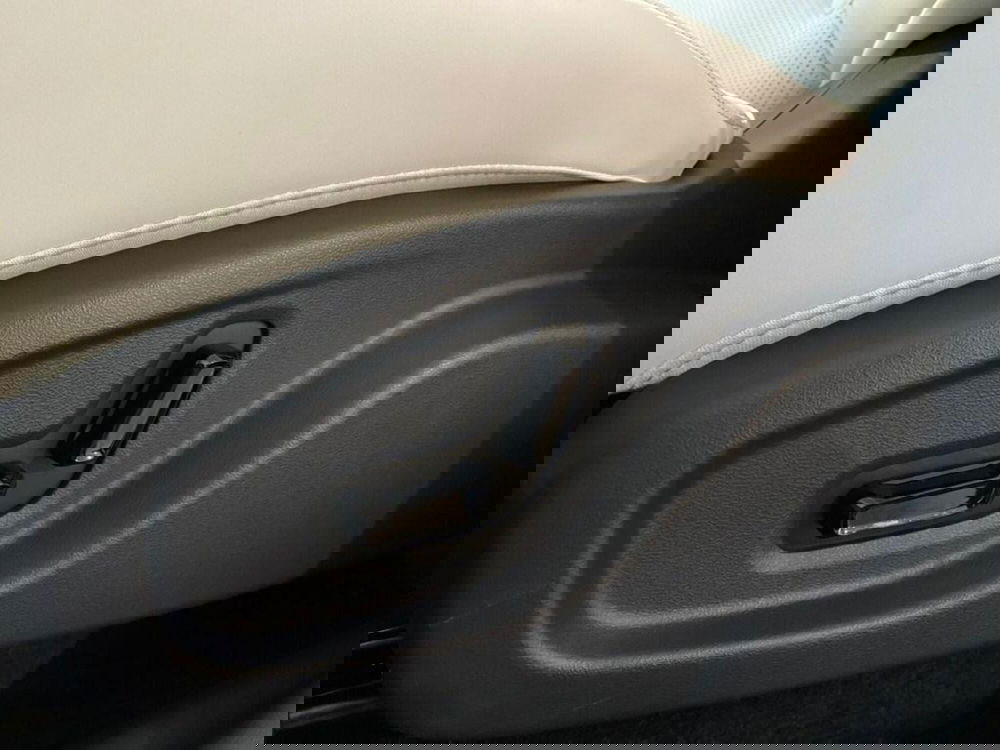 Geely EX5 nuova a Torino (11)