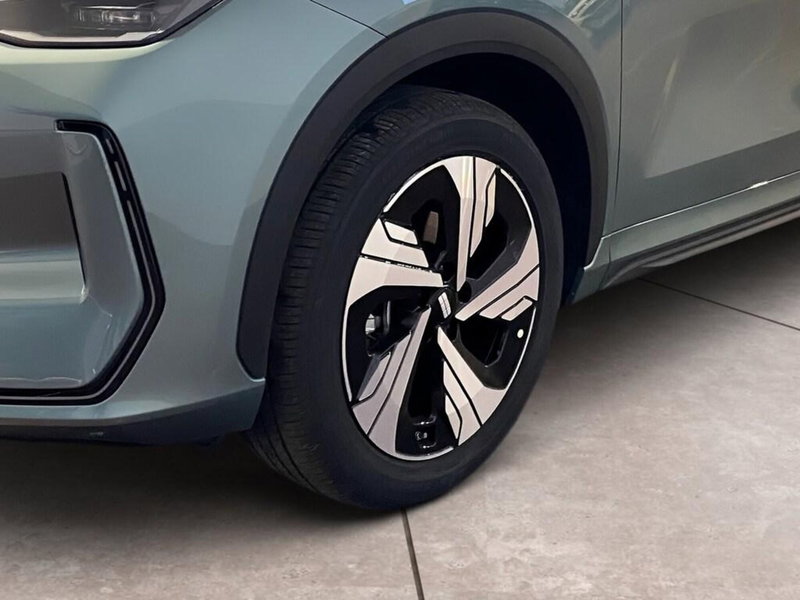 Geely EX5 nuova a Torino (15)