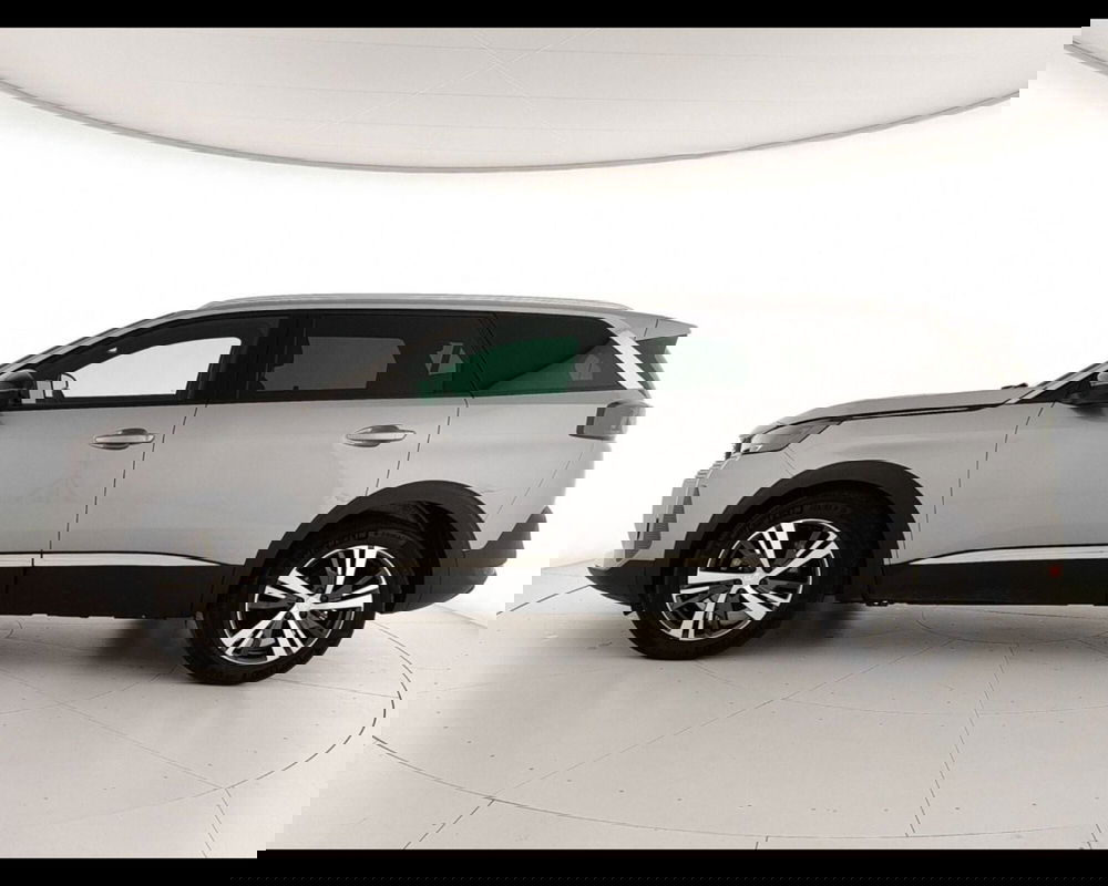 Peugeot 5008 usata a Caserta (4)