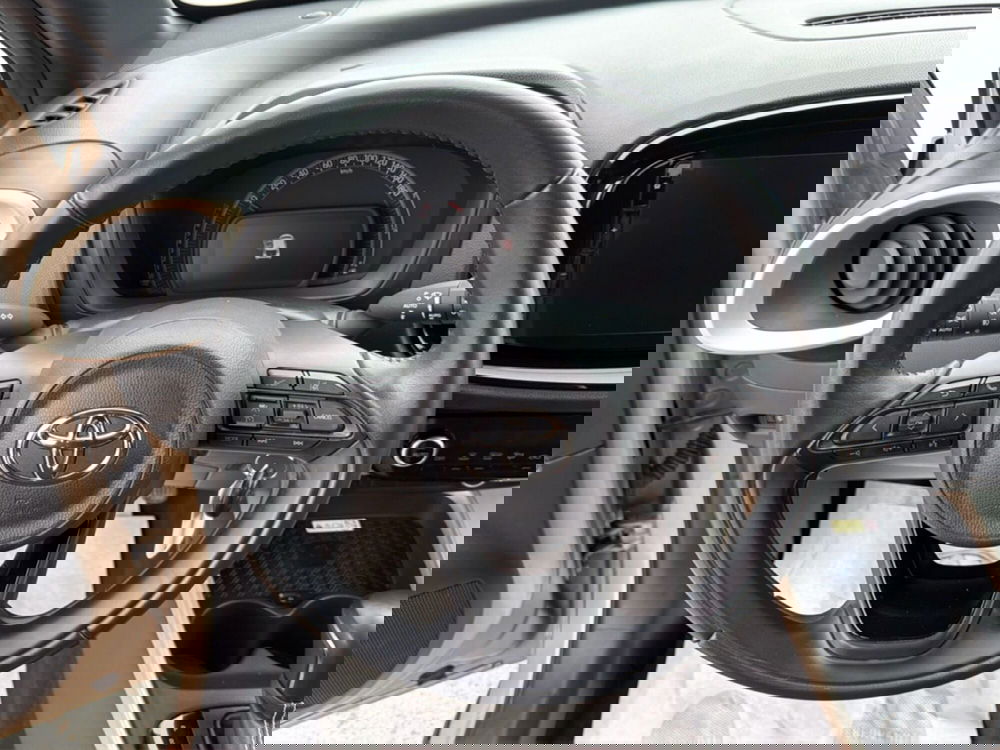 Toyota Aygo X usata a Siracusa (11)