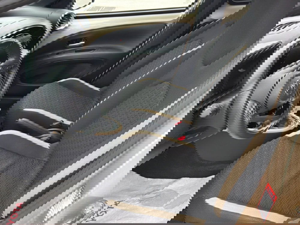 Toyota Aygo X usata a Siracusa (9)