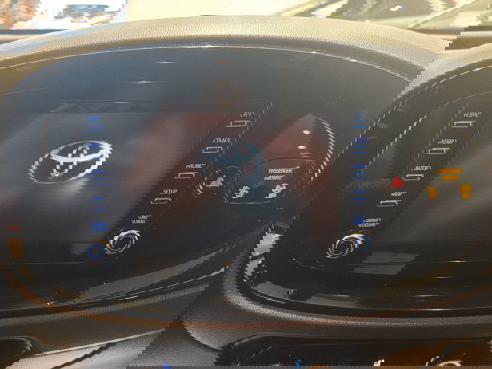 Toyota Aygo X usata a Catania (13)