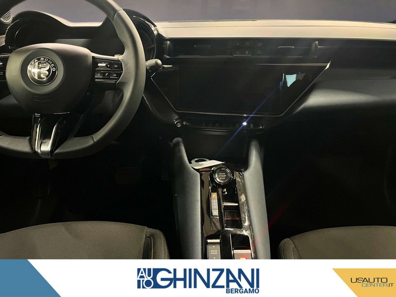 Alfa Romeo Junior usata a Bergamo (9)