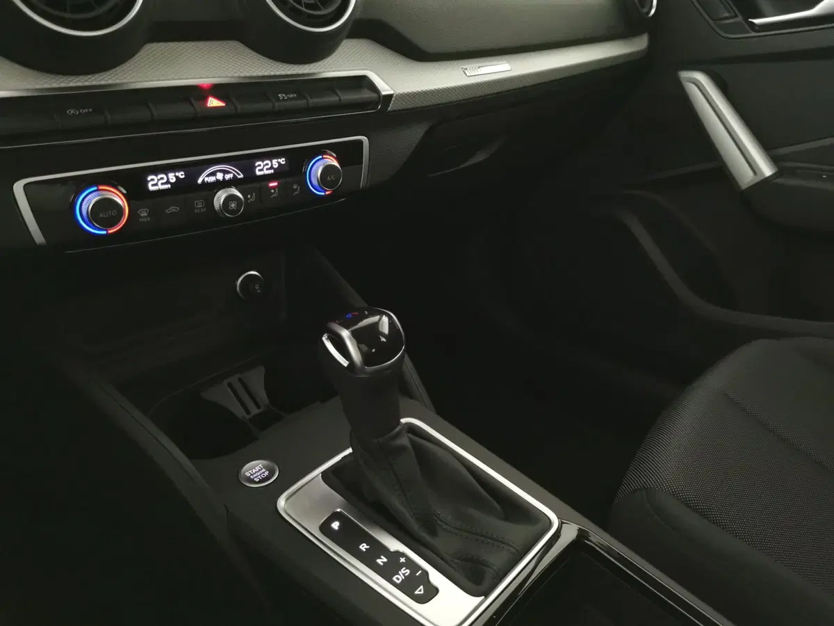 Audi Q2 nuova a Chieti (20)