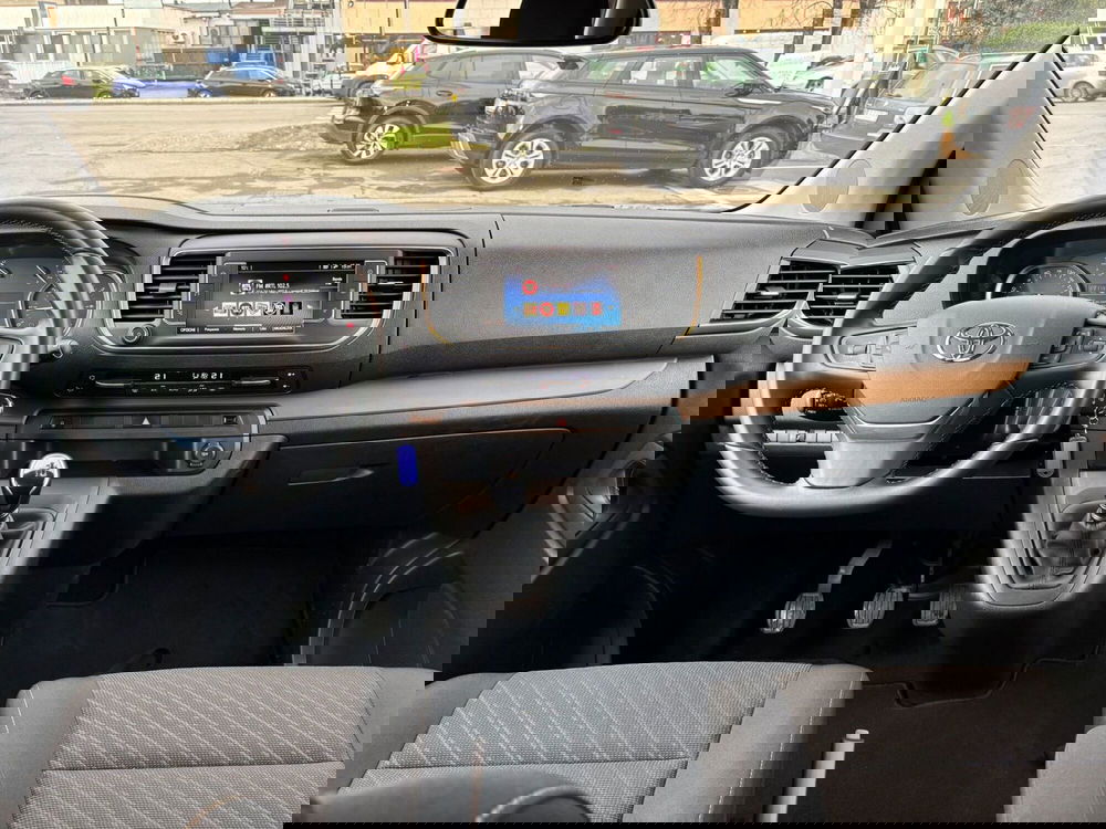 Toyota Proace Verso usata a Modena (13)