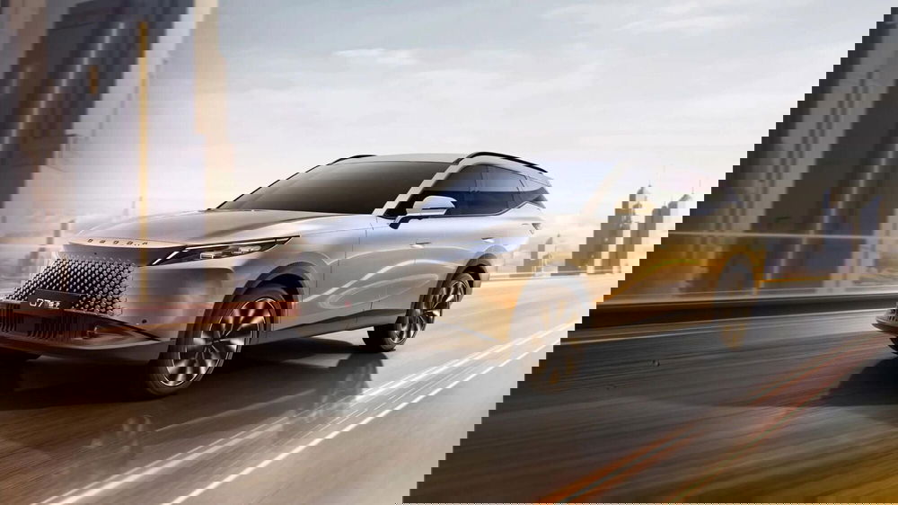 Omoda Omoda 7 SHS-P nuova a Bergamo (2)