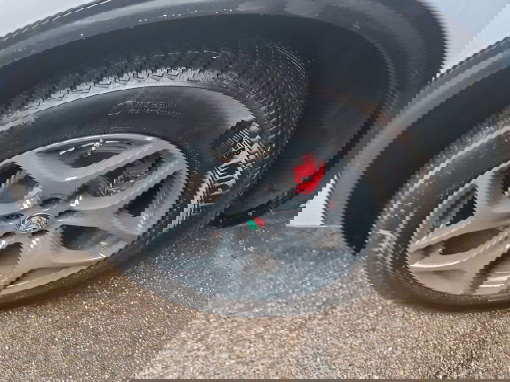 Alfa Romeo Stelvio usata a Bologna (7)