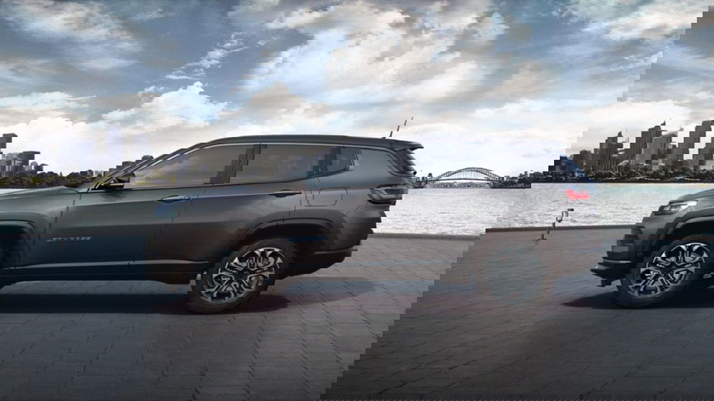 Jeep Compass nuova a Livorno (3)