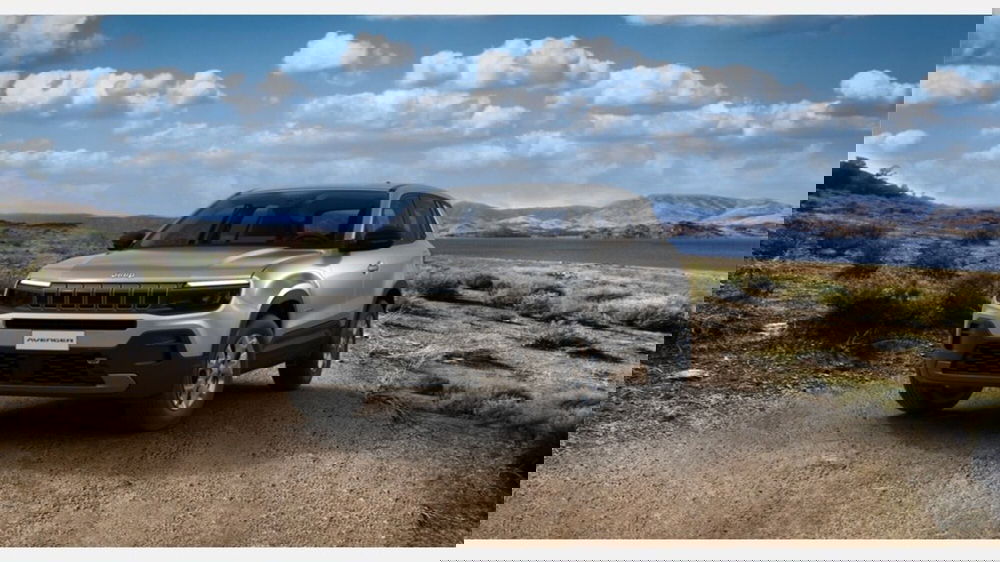 Jeep Avenger nuova a Firenze