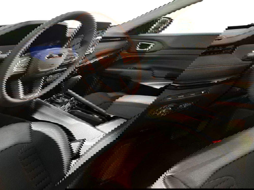 Jeep Compass nuova a Bari (10)